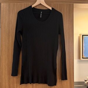 Athleta:  Scoop Neck Tunic Sweater, Size L, Black
